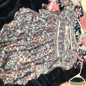 super cute blouse from american eagle!!
